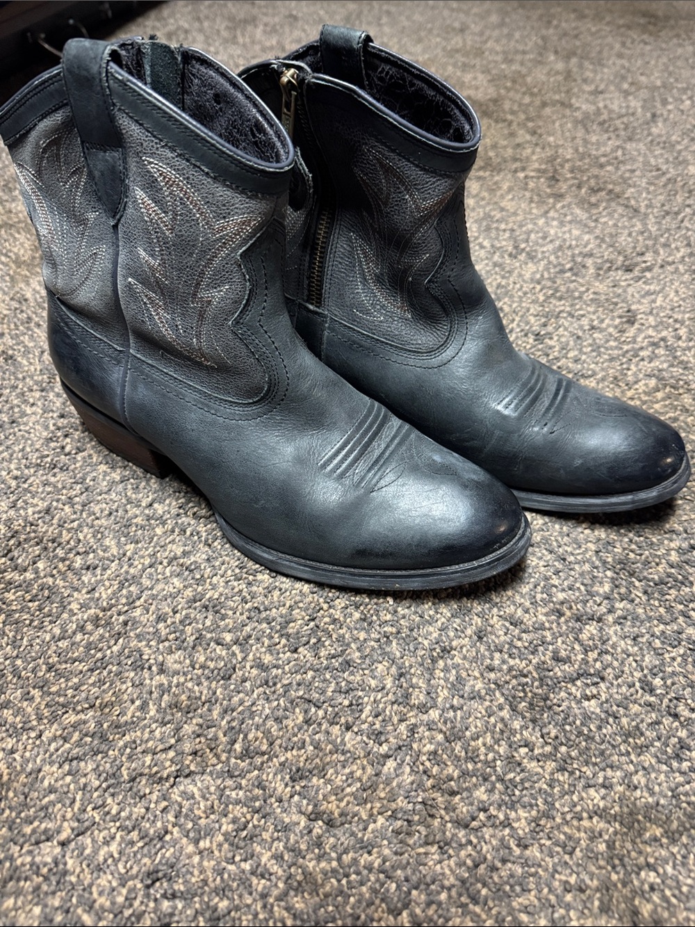 Ariat Blue Billie Leather Short Western Ankle Boots Bootie Zip Sides 9.5 Women’s